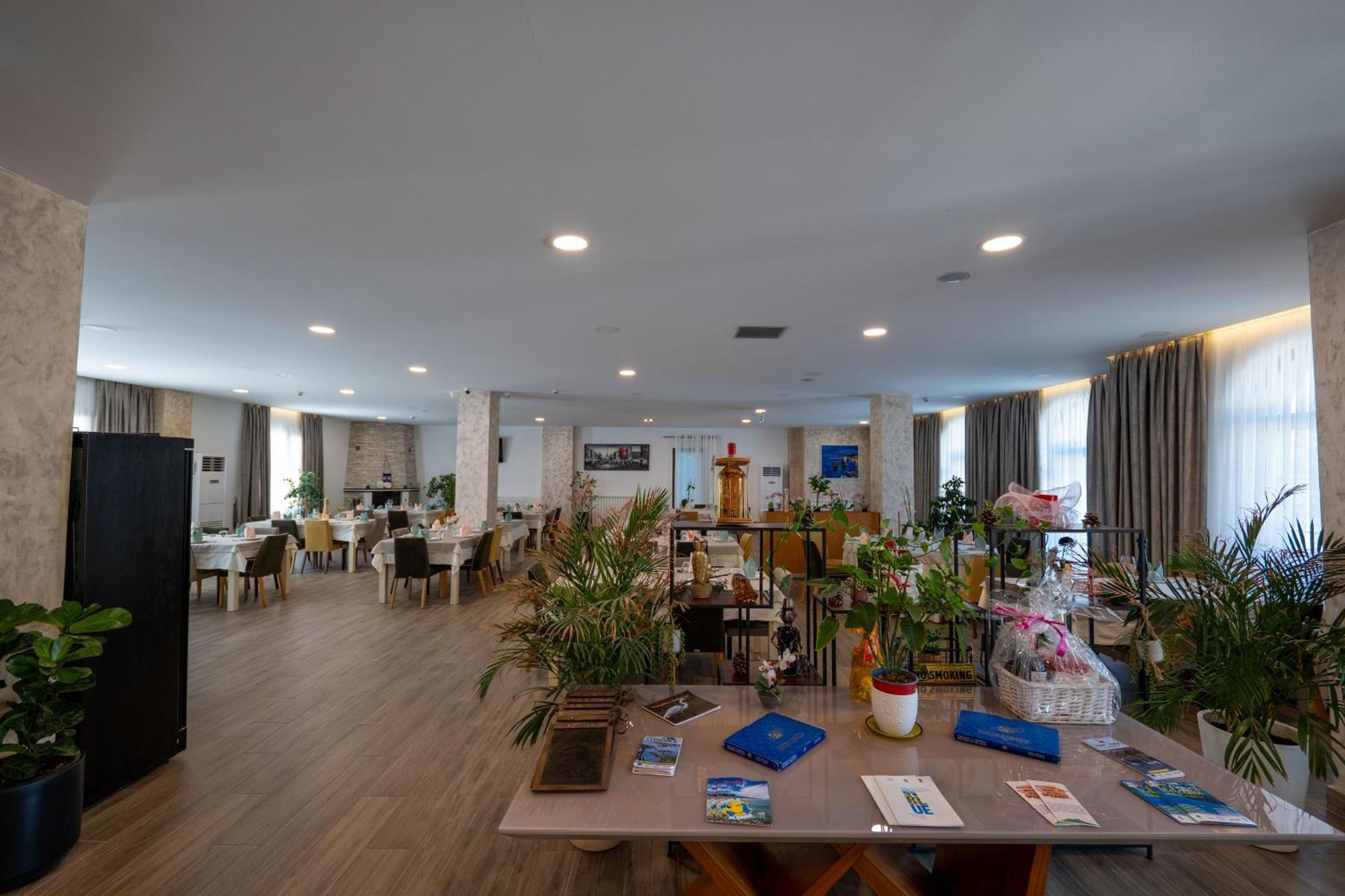Acros Resort Vlorë Eksteriør bilde
